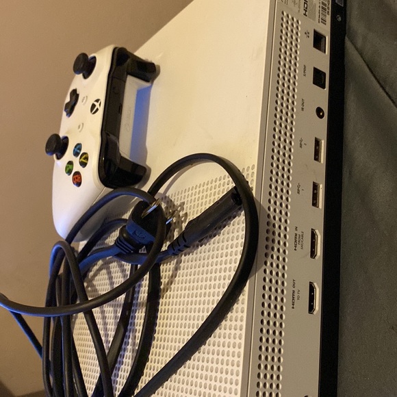XboxOneS - Picture 4 of 5